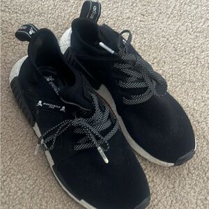 Adidas Men's Black and White Sneakers